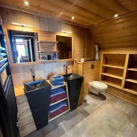 Et Sauna Privatif Aux Les Angles (Pyrenees-Orientales)